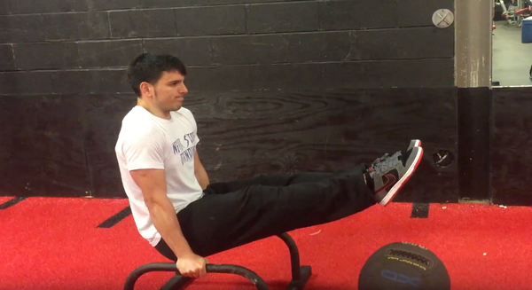 Progressions for an L-Sit on parallettes