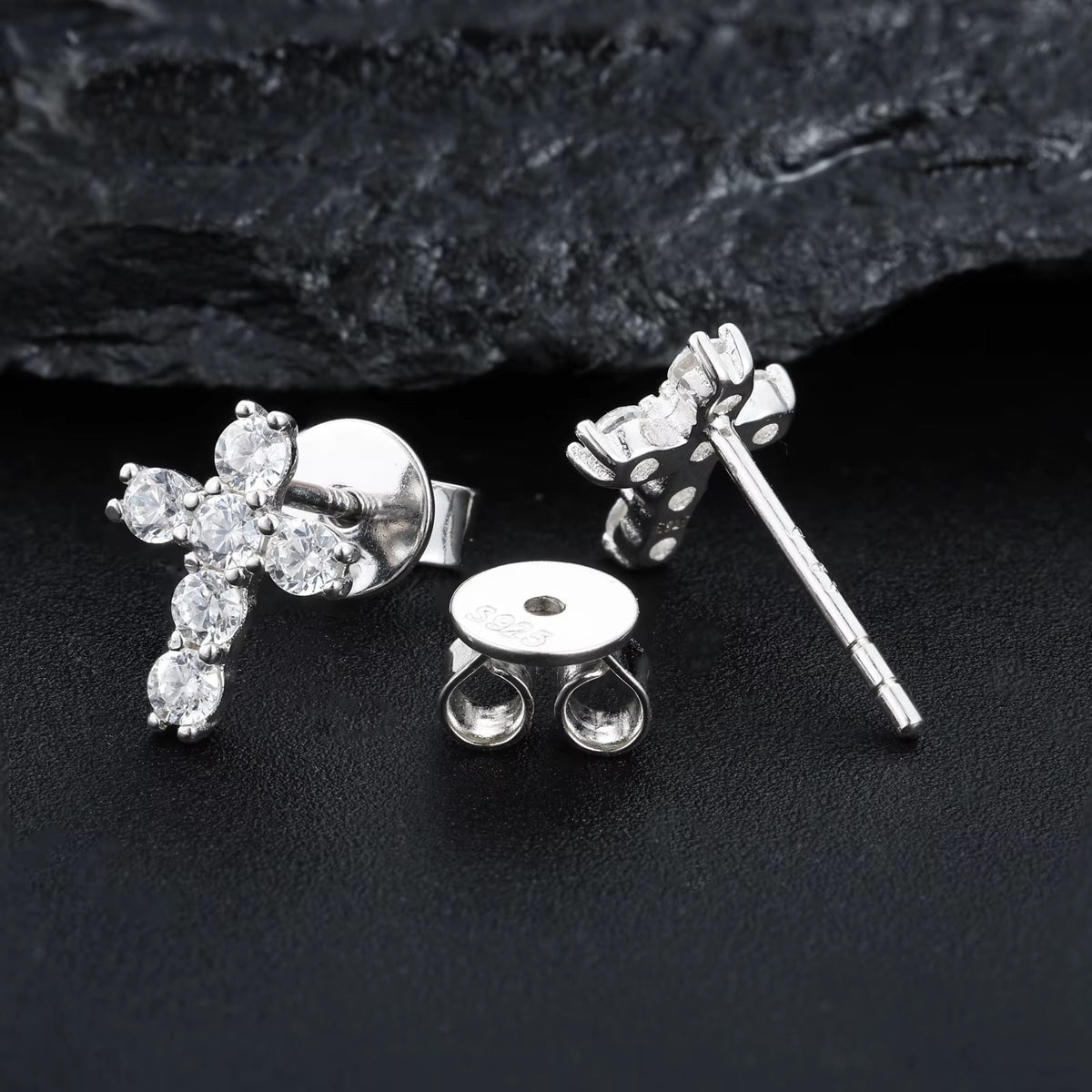 Moissanite (VVS1) Cross Earing S925