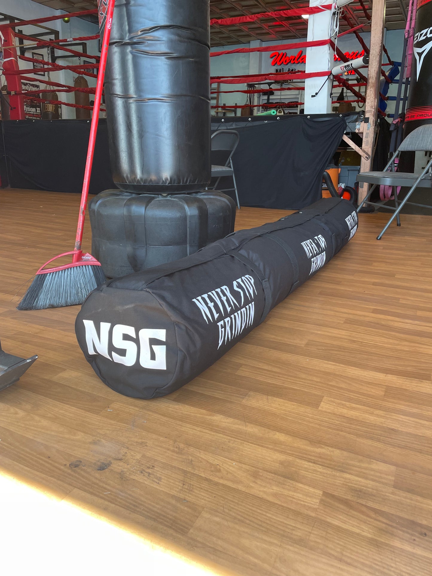 Custom 5 Person Fitness Worm – The Ultimate Partner Workout Training Tool